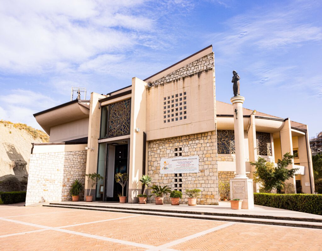 Parrocchia Santa Rita - Edificio Parrocchia Santa Rita - Edificio